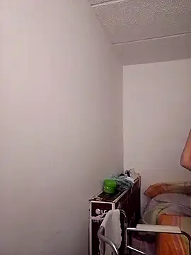 Cameron puppy online show from October 21, 2025, 5:35 pm