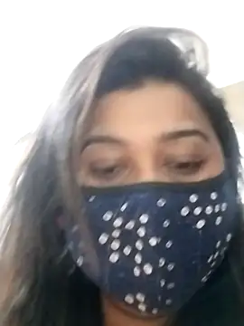 indianlisa5 online show from March 5, 2026, 8:16 pm