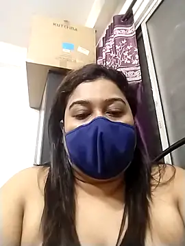 indianlisa5 online show from April 11, 2026, 9:52 pm