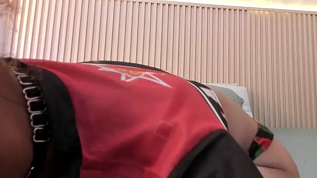 daiana curly online show from November 19, 2025, 8:09 pm