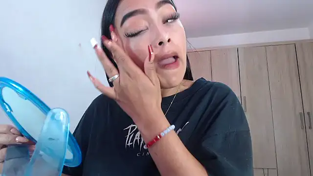 fairylatin222 online show from February 7, 2025, 9:04 pm