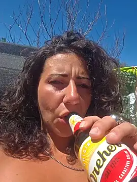 Concy de  online show from April 24, 2026, 11:45 am