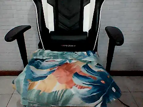 Casada Exibida RJ online show from March 14, 2025, 1:48 am