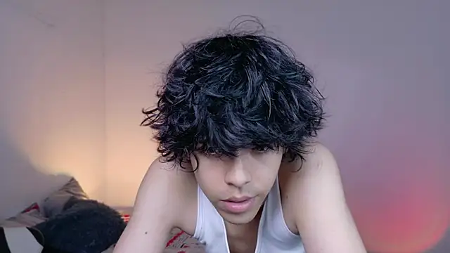 Snapshot of Alan26_ chatting on June 20, 2026, 7:11 am Alan26 online show from June 20, 2026, 7:11 am