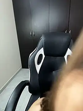 Snapshot of adara_lennox chatting on February 22, 2026, 8:29 pm adara lennox online show from February 22, 2026, 8:29 pm