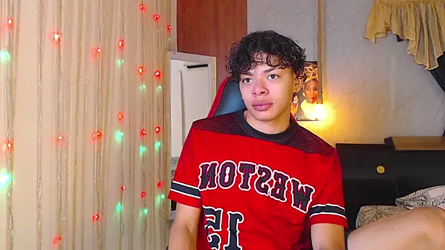 Snapshot of Harry_jhonsson chatting on October 19, 2025, 4:40 pm Harry jhonsson online show from October 19, 2025, 4:40 pm