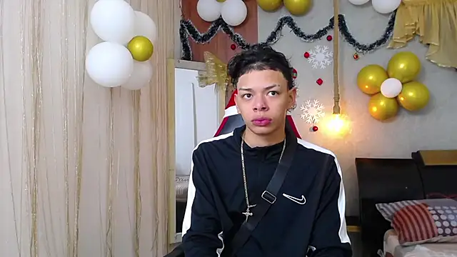 Snapshot of Harry_jhonsson chatting on November 20, 2025, 10:31 pm Harry jhonsson online show from November 20, 2025, 10:31 pm