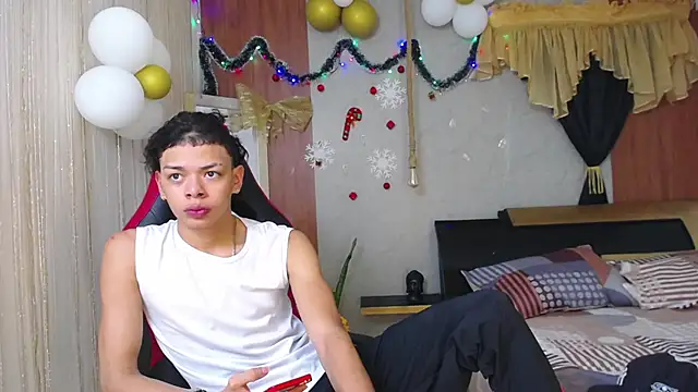 Snapshot of Harry_jhonsson chatting on November 22, 2025, 11:37 pm Harry jhonsson online show from November 22, 2025, 11:37 pm