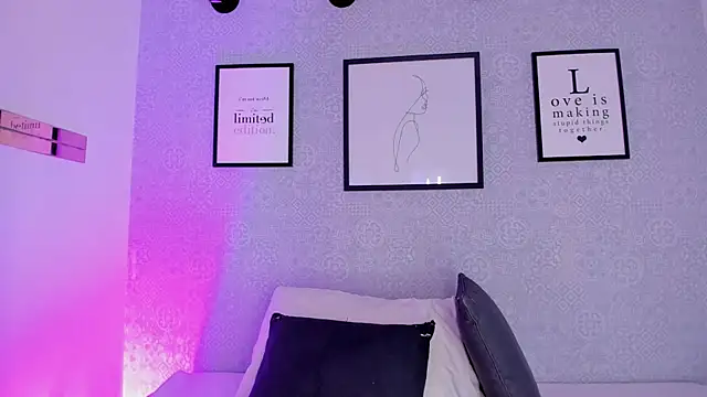 Natasha harper online show from September 15, 2025, 11:32 am