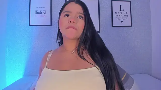 Natasha harper online show from March 24, 2026, 12:43 pm