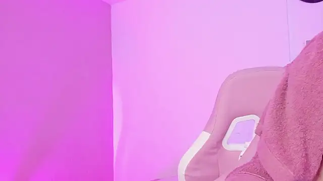 Snapshot of Sachi_Meow chatting on February 3, 2026, 6:24 pm Sachi Meow online show from February 3, 2026, 6:24 pm