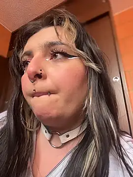 Snapshot of Sachi_Meow chatting on February 26, 2026, 7:35 pm Sachi Meow online show from February 26, 2026, 7:35 pm