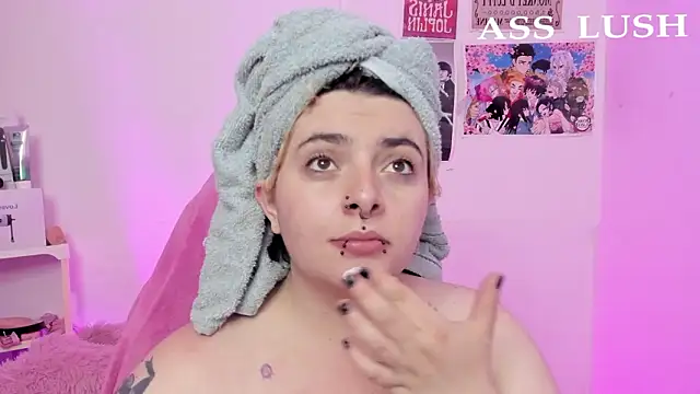 Snapshot of Sachi_Meow chatting on February 27, 2026, 7:03 pm Sachi Meow online show from February 27, 2026, 7:03 pm