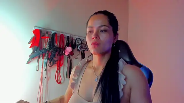 scarlet-kennedy98 online show from April 8, 2026, 7:47 pm