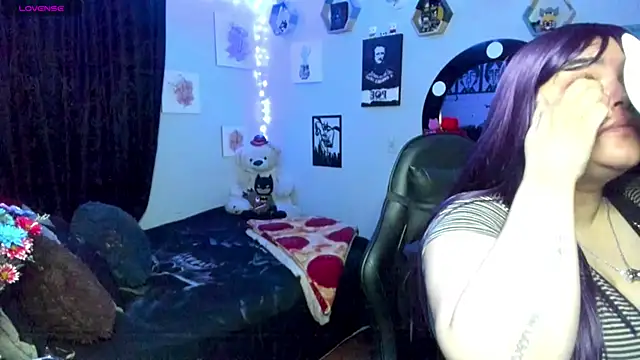 Snapshot of Luise_Meyrink chatting on March 11, 2025, 3:59 am Luise Meyrink online show from March 11, 2025, 3:59 am