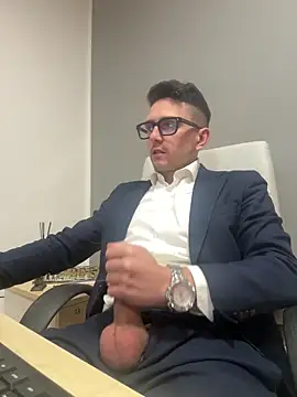 masterboss  online show from March 11, 2026, 12:55 pm