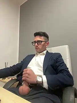 masterboss  online show from March 13, 2026, 1:51 pm