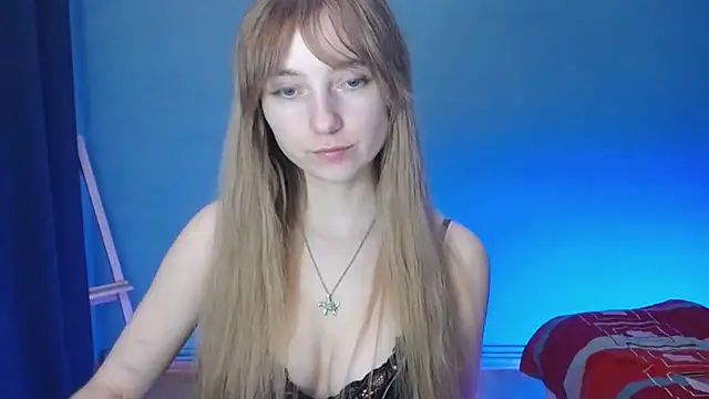 Snapshot of LuciaYoung chatting on January 30, 2025, 10:41 pm LuciaYoung online show from January 30, 2025, 10:41 pm