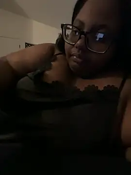 Snapshot of bbdubzbubbz chatting on August 2, 2026, 12:20 am bbdubzbubbz online show from August 2, 2026, 12:20 am