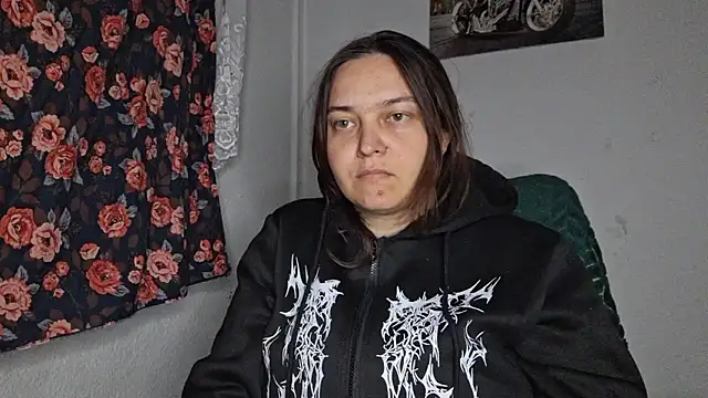 Cyndee Winter online show from April 11, 2026, 6:34 pm