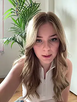 MaribelRiver online show from February 19, 2026, 1:18 pm