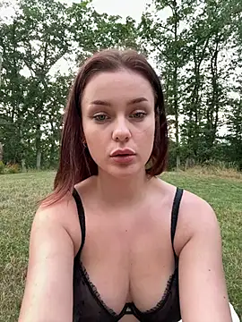 MaribelRiver online show from July 8, 2026, 6:12 pm