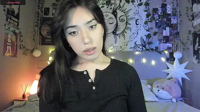 Anisawithlove online show from March 8, 2025, 11:28 pm