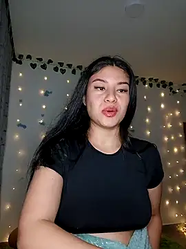 Snapshot of tara20_ chatting on December 25, 2024, 7:24 am tara20 online show from December 25, 2024, 7:24 am