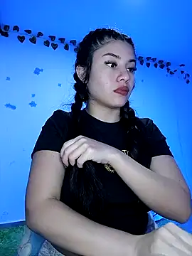Snapshot of tara20_ chatting on January 25, 2025, 2:04 am tara20 online show from January 25, 2025, 2:04 am