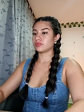 Snapshot of tara20_ chatting on February 7, 2025, 3:55 am tara20 online show from February 7, 2025, 3:55 am