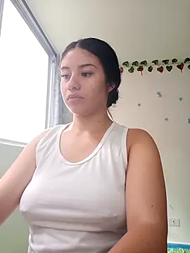 Snapshot of tara20_ chatting on March 5, 2025, 3:07 pm tara20 online show from March 5, 2025, 3:07 pm