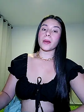Snapshot of tara20_ chatting on September 28, 2025, 6:19 am tara20 online show from September 28, 2025, 6:19 am