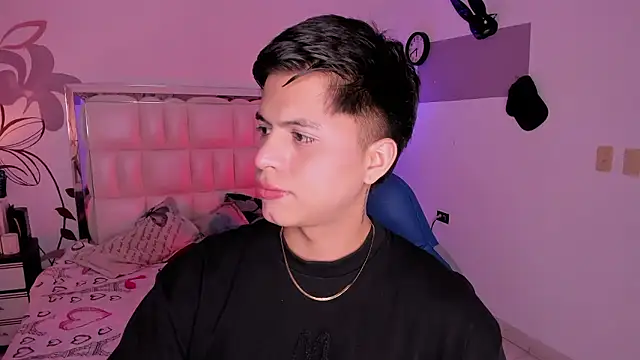 Snapshot of Niicky1_ chatting on December 3, 2024, 9:12 pm Niicky1  online show from December 3, 2024, 9:12 pm