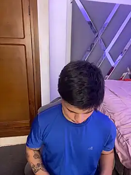 Snapshot of Niicky1_ chatting on December 4, 2024, 9:13 pm Niicky1  online show from December 4, 2024, 9:13 pm