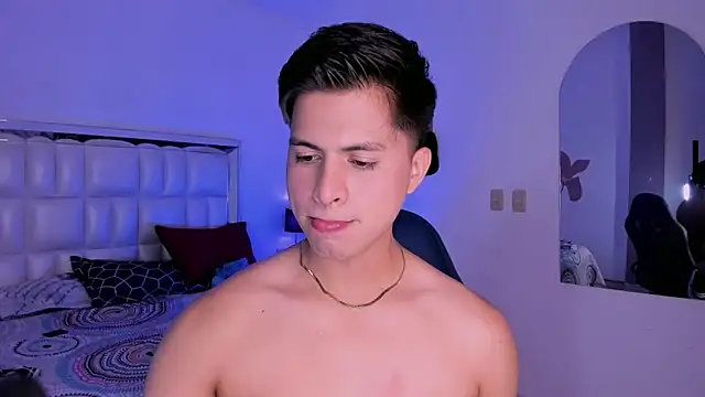 Snapshot of Niicky1_ chatting on February 24, 2025, 8:58 pm Niicky1  online show from February 24, 2025, 8:58 pm