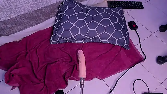 Snapshot of Niicky1_ chatting on March 2, 2025, 12:09 am Niicky1  online show from March 2, 2025, 12:09 am