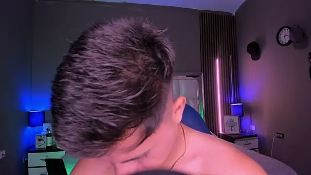 Snapshot of Niicky1_ chatting on September 15, 2025, 9:26 pm Niicky1  online show from September 15, 2025, 9:26 pm