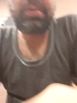 lund lol online show from February 14, 2025, 5:19 am