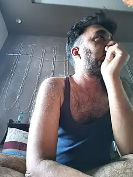 lund lol online show from April 8, 2026, 2:33 am