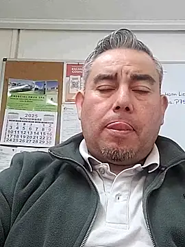 Manolete007x online show from November 13, 2025, 10:41 pm