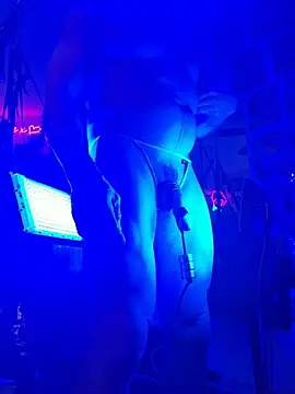 Snapshot of luvs2cumm69 chatting on February 7, 2026, 9:02 am luvs2cumm69 online show from February 7, 2026, 9:02 am