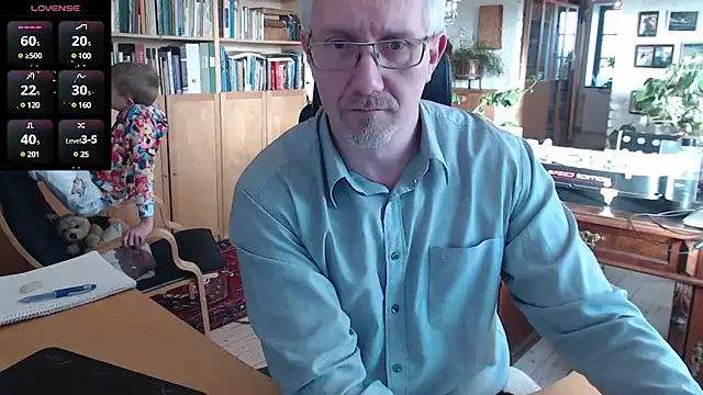 Snapshot of tom-swede chatting on December 17, 2024, 11:06 am tom-swede online show from December 17, 2024, 11:06 am