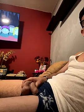 Magicerosxx69 online show from November 7, 2025, 6:57 am