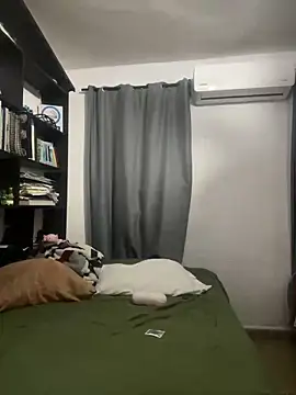 Magicerosxx69 online show from December 17, 2025, 11:55 pm