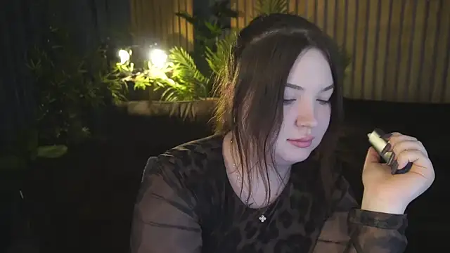 RosieMoons online show from November 22, 2025, 8:19 pm