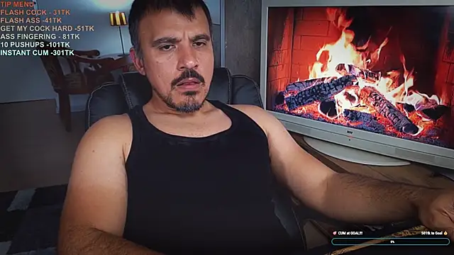 Snapshot of officeman7 chatting on November 10, 2025, 12:26 pm officeman7 online show from November 10, 2025, 12:26 pm