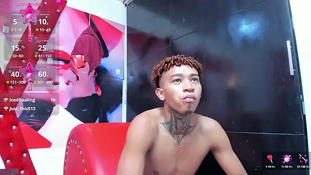 sexy blacks  online show from January 10, 2025, 2:34 pm