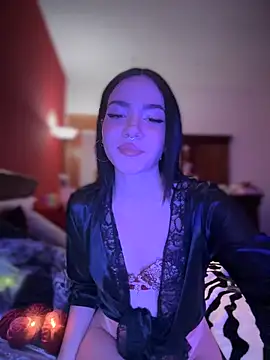 ShannonShanny online show from January 10, 2025, 1:41 pm