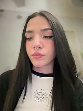 ShannonShanny online show from February 28, 2025, 9:01 pm