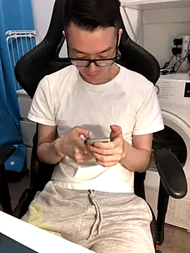 wangjian2324 online show from November 22, 2025, 12:15 pm